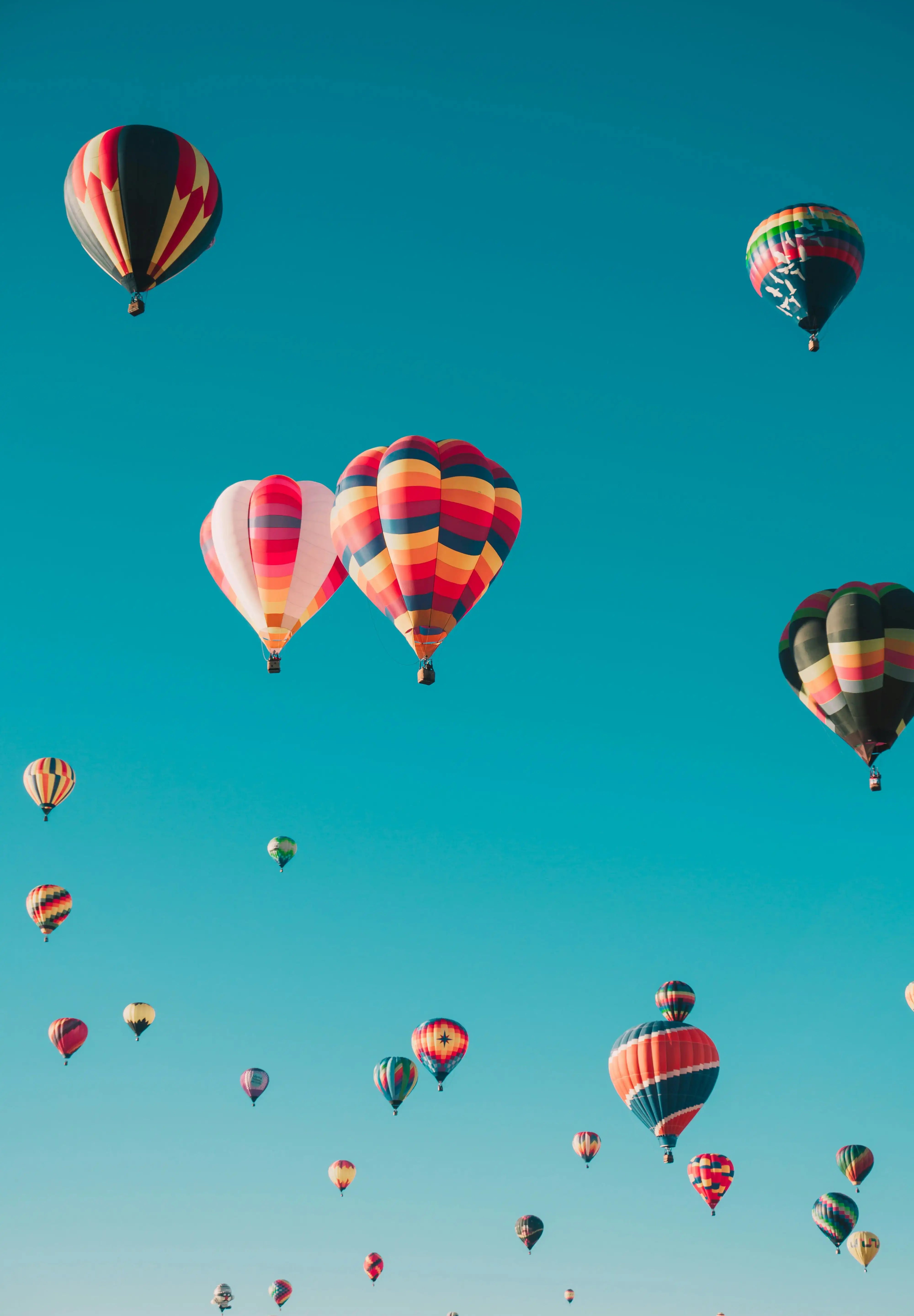 balloons_homepage-_1.webp